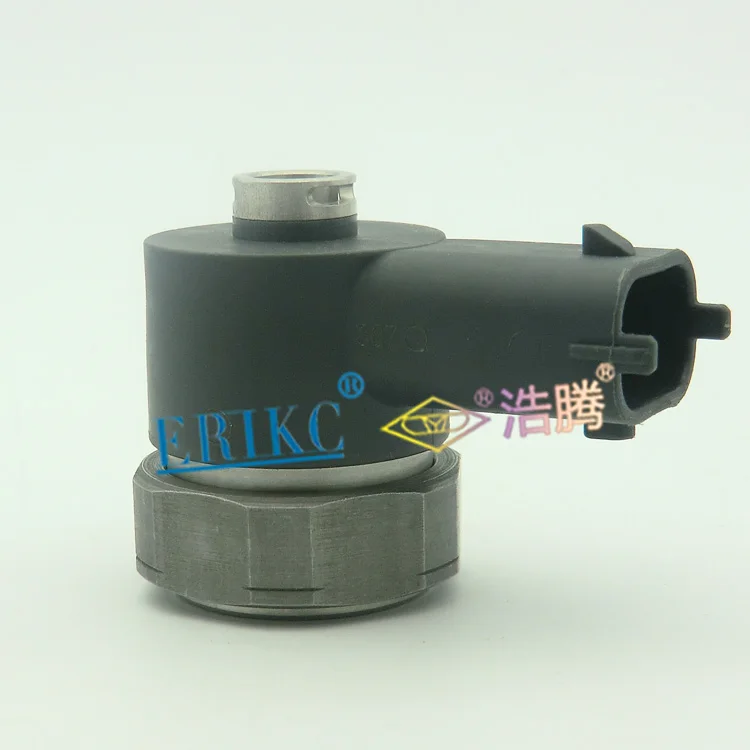 ERIKC F00VC30301 (F 00V C30 301) сопло дизельного инжектора Соленоидный клапан FooVC30301 Магнитная