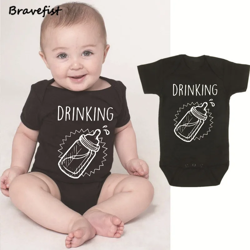 

Black Newborn Bodysuits BUDDIES Or DRINKING Letters Print Lovely Children Clothes For Boys Girls Summer Outfits Kids Jumpsuits