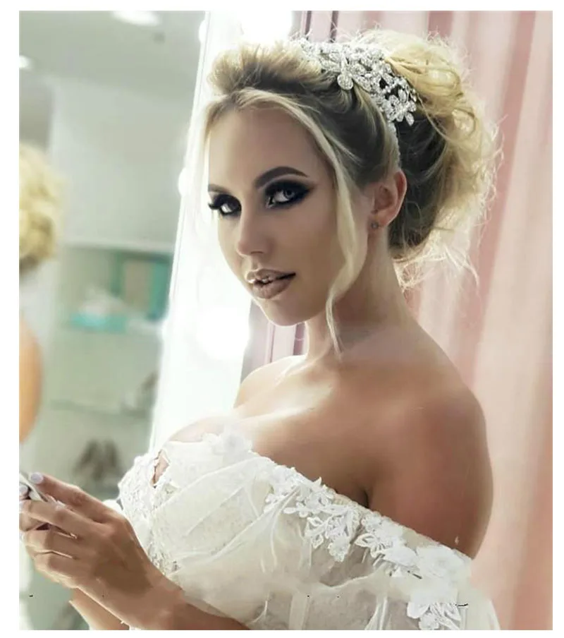

Grace Sweetheart Appliqued Flowers Tulle Backless Off The Shoulder Wedding Dress Robe De Mariee Sofuge Boho Dubai Arabic Abiti