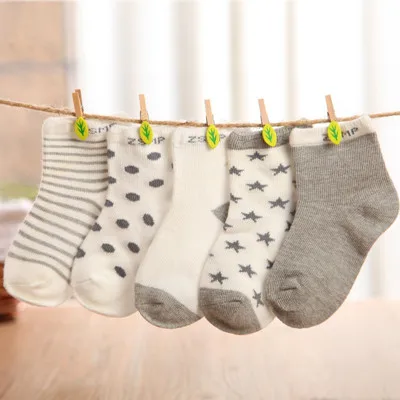 10 Stücke/Lot = 5pair Baumwollbaby Socken Neugeborene Boden Socken Mädchen und Junge kurze Socken