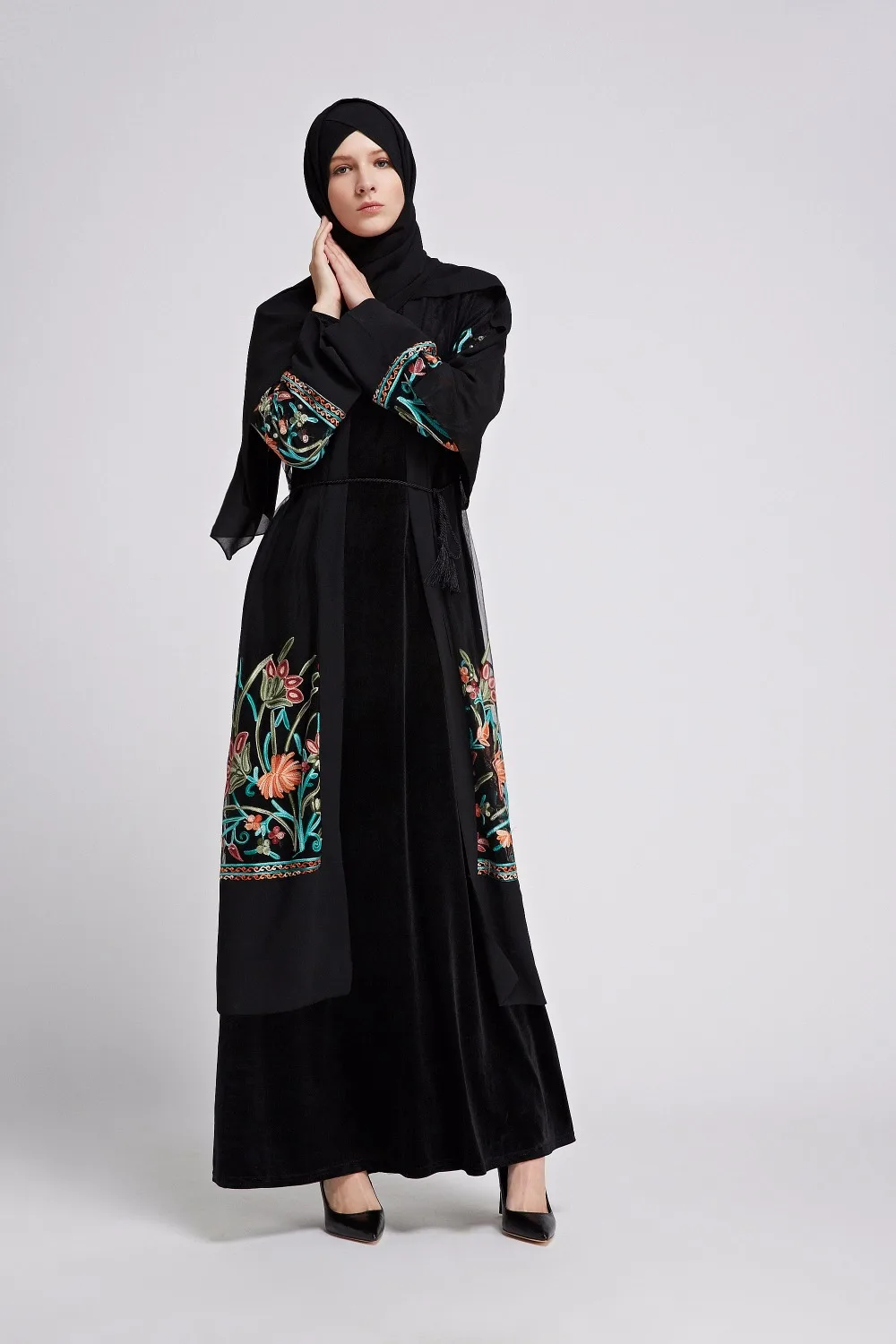 Мусульманское длинное платье с вышивкой Abaya из пряжи цветочным рисунком кимоно