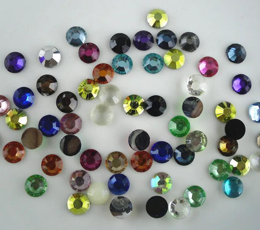 SS30 14 граней Кристальные стразы из смолы 6 мм серебристые с плоской задней