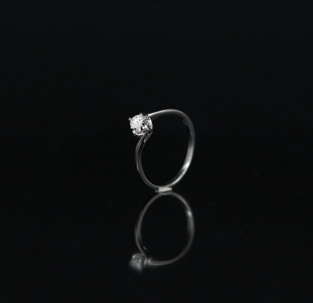 Женское круглое кольцо с натуральным бриллиантом LASAMERO 0 19 CT DE/SI 18 К белое золото |