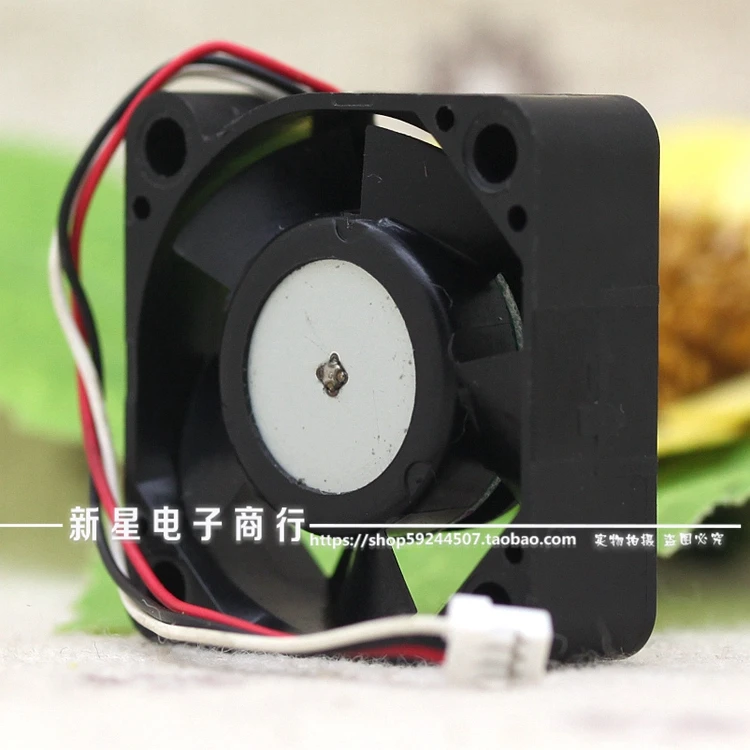 

New NMB 1204KL-04W-B59-B00 3010 12V 0.12A 30 * 30 * 10MM three-wire ball cooling fan