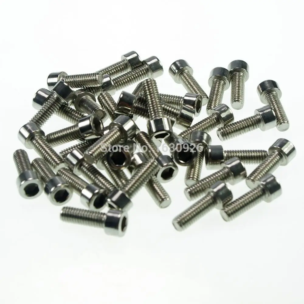 Винты с шестигранной головкой из нержавеющей стали метрическая резьба M4 * 18 мм 50