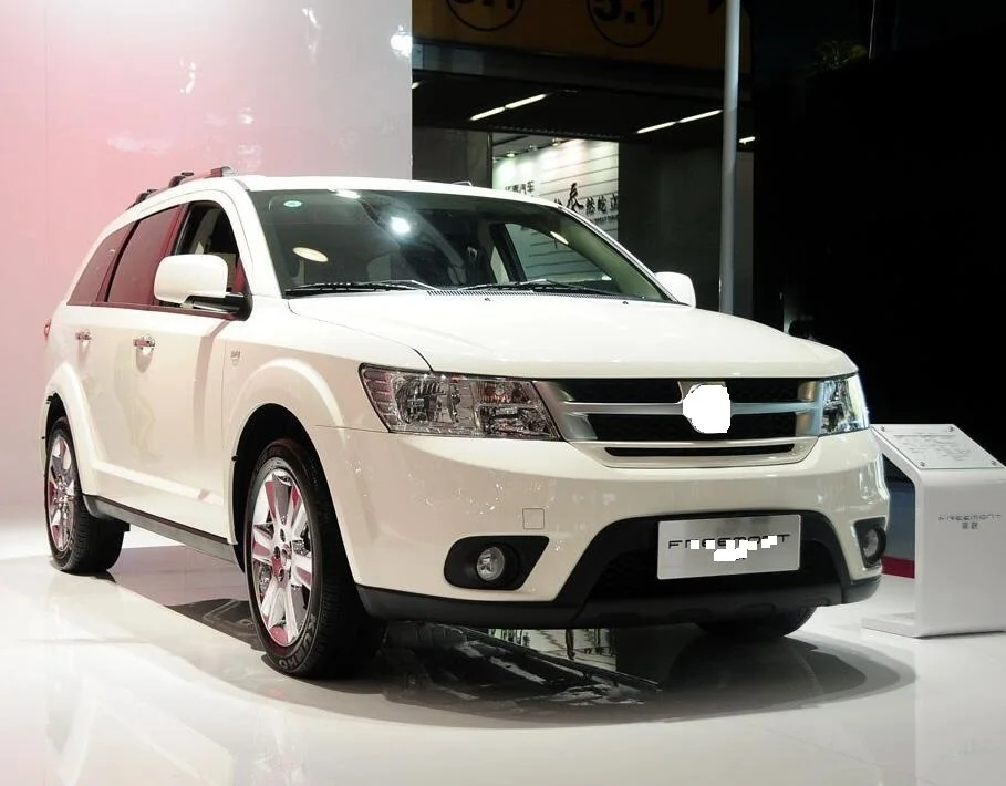 Дневные ходовые огни Osmrk drl с COB-технологией ангельских глаз и дополнительной противотуманной лампой с крышкой проекторной линзы для Fiat Freemont on.