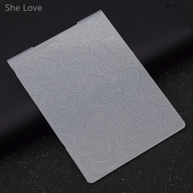 Она любит Скрапбукинг папка для тиснения свиток цветы пластиковый шаблон DIY