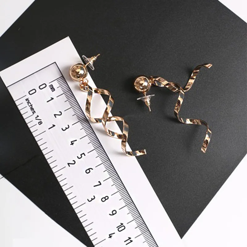 Новый Европейский Серьги Личность Витая Мяч Ретро Уха Ювелирные Изделия Крест