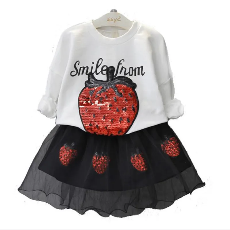 

DFXD Fashion Floral Girls Suit 2018 Spring New Arrival 2pcs Baby Girls Outfits Long Sleeve Strawberry Cotton T-shirt+Tutu Skirt