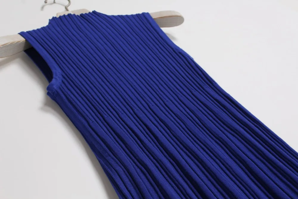 Женское трикотажное платье в полоску ТРАПЕЦИЕВИДНОЕ Элегантное весна-лето 1206 |