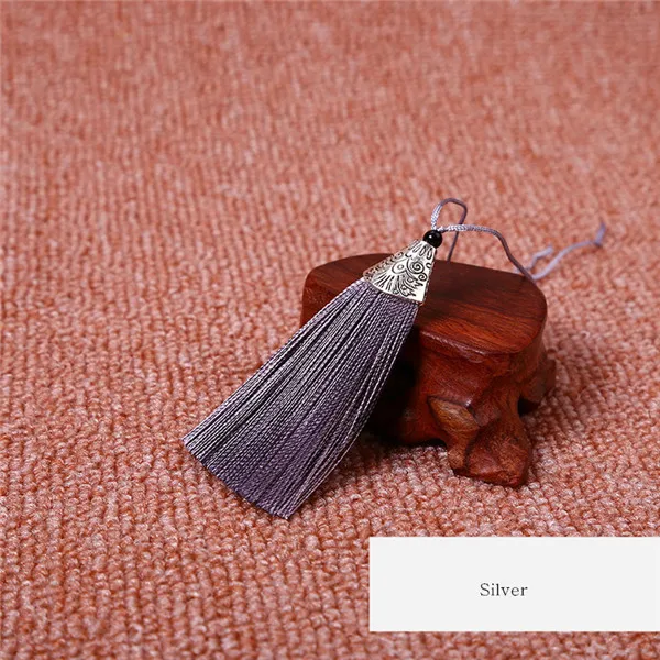 Silver 5 шт. многоцветная декоративная подвеска из полиэстера с кисточками DIY занавес Швейные аксессуары в китайском стиле Закладка маленькая кисточка - Цвет: Silver