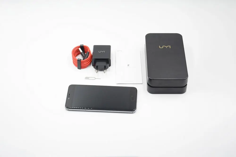 Umi Z Смартфон Android 6.0 MTK Helio X27 4 ГБ RAM 32 ROM 5.5 &quotFHD Экран 13.0MP Отпечатков Пальцев UMIDIGI Г