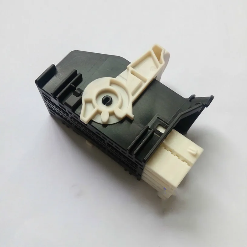

Car BCM controller plug Connector For Volkswagen Audi 5Q0 937 700 C
