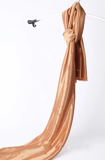 

Good Quality Ice Silk Fabric Made For Table Banquet Wedding Decoration