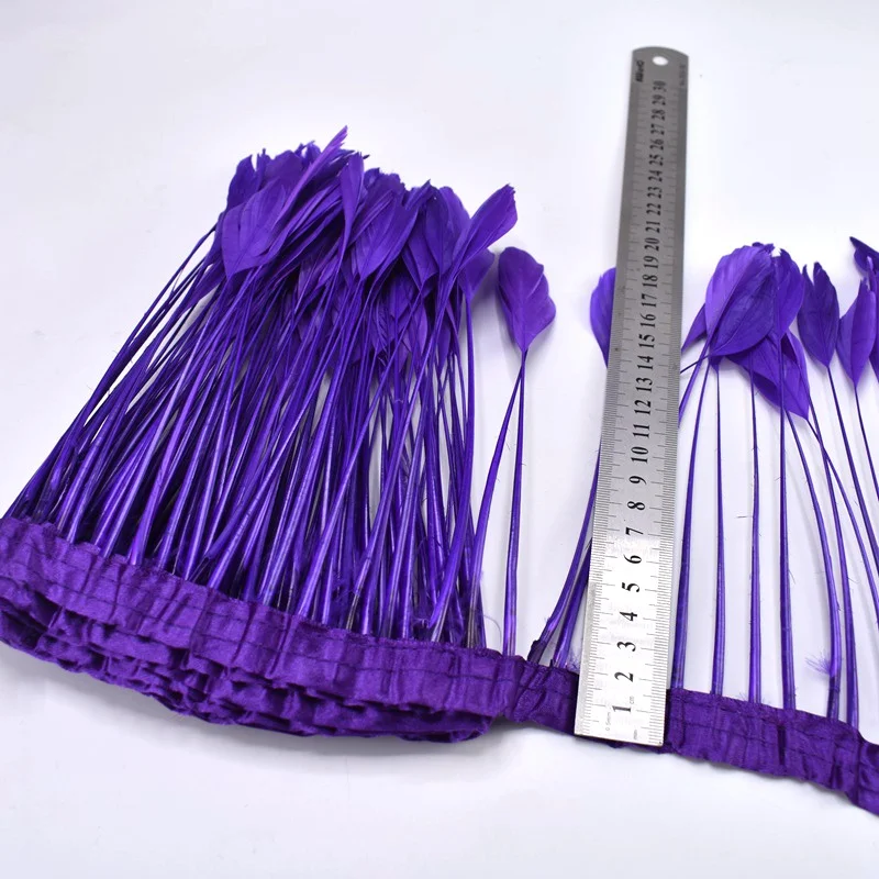 purple 2 метра кожа розовый гусиные перья планки ленты для шитья одежды DIY окрашенные натуральные перья для рукоделия Шлейфы вечерние украшения - Цвет: purple