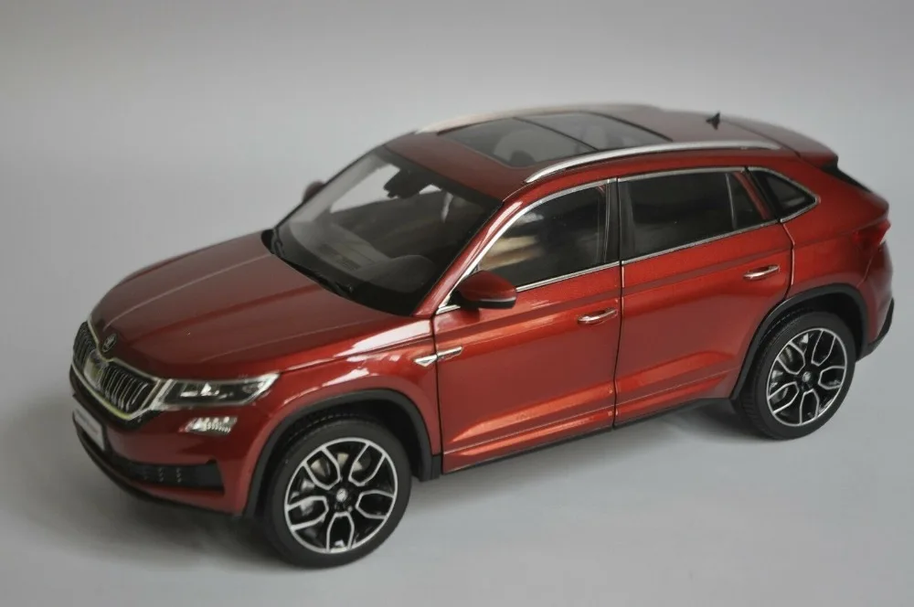1:18 литая модель для Skoda Kodiaq GT красный внедорожник игрушечный автомобиль миниатюрная Коллекция подарков