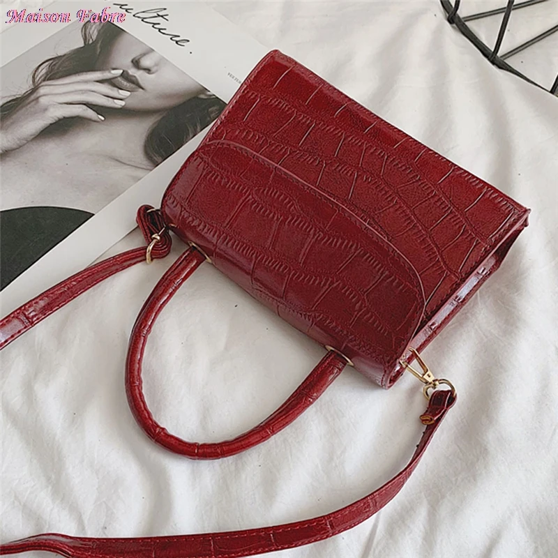 Женская сумка через плечо простая однотонная на застежка для сумки телефона 40Z |