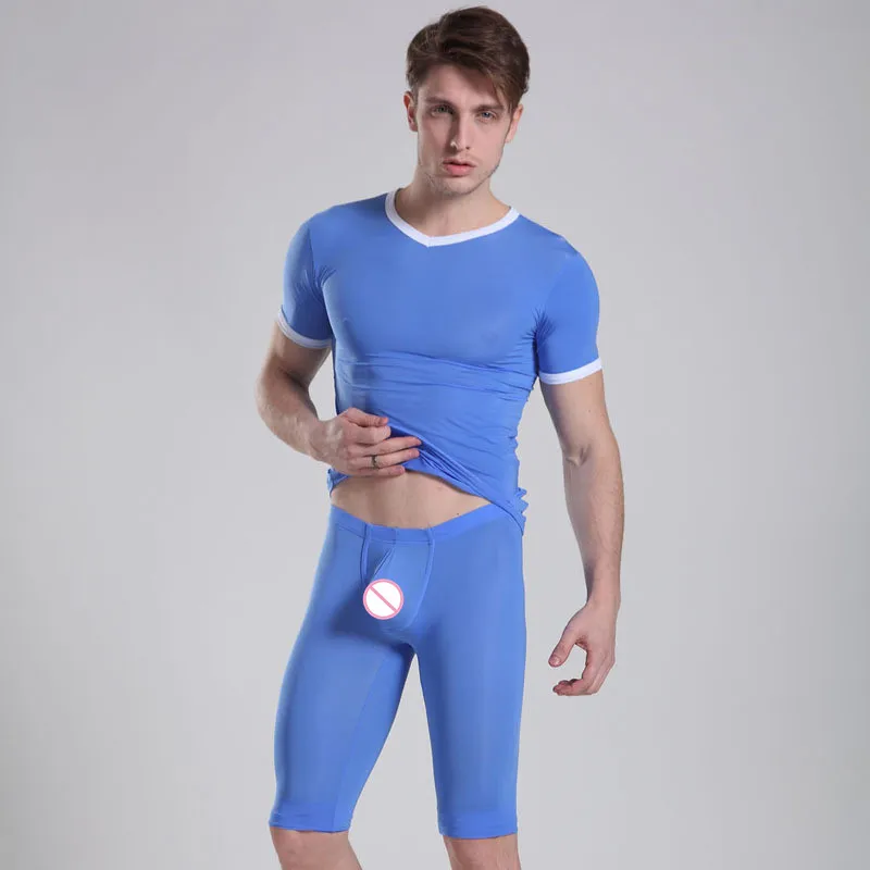 Пижамный комплект мужской из топа и брюк вискозы с коротким рукавом V образным