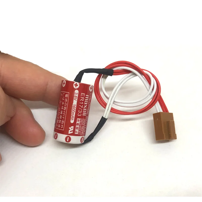 MAXELL ER17/33 3,6 V 1600mAh литиевая батарея батареи для ПЛК-устройств с для штепсельной вилки с четырьмя отверстиями(ER17/33