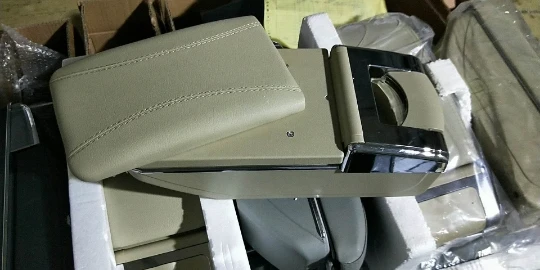 For Renault Sandero Armrest Box Sandero1-2 Universal Car Central Armrest Storage Box cup holder ashtray modification accessories