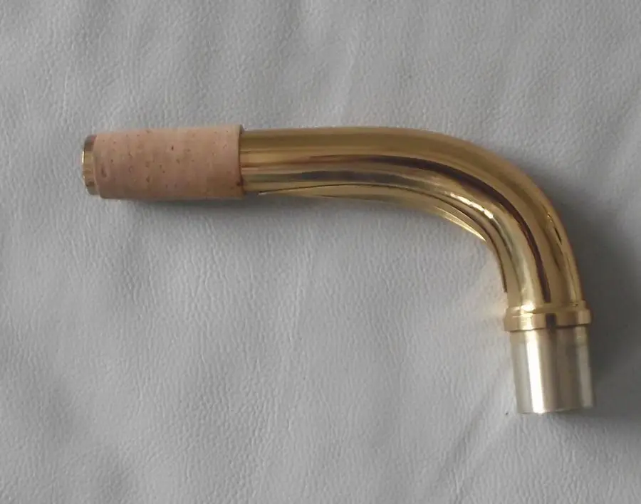 

1 pieces Excellence Baritone Sax neck 21.0mm