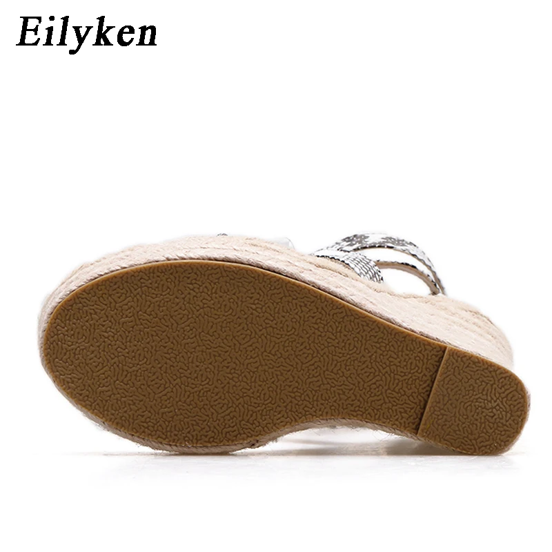 Eilyken; женские босоножки на платформе с пряжкой и ремешками в римском стиле; пикантные туфли на танкетке с открытым носком; Модные женские повседневные босоножки; Размеры 35-42