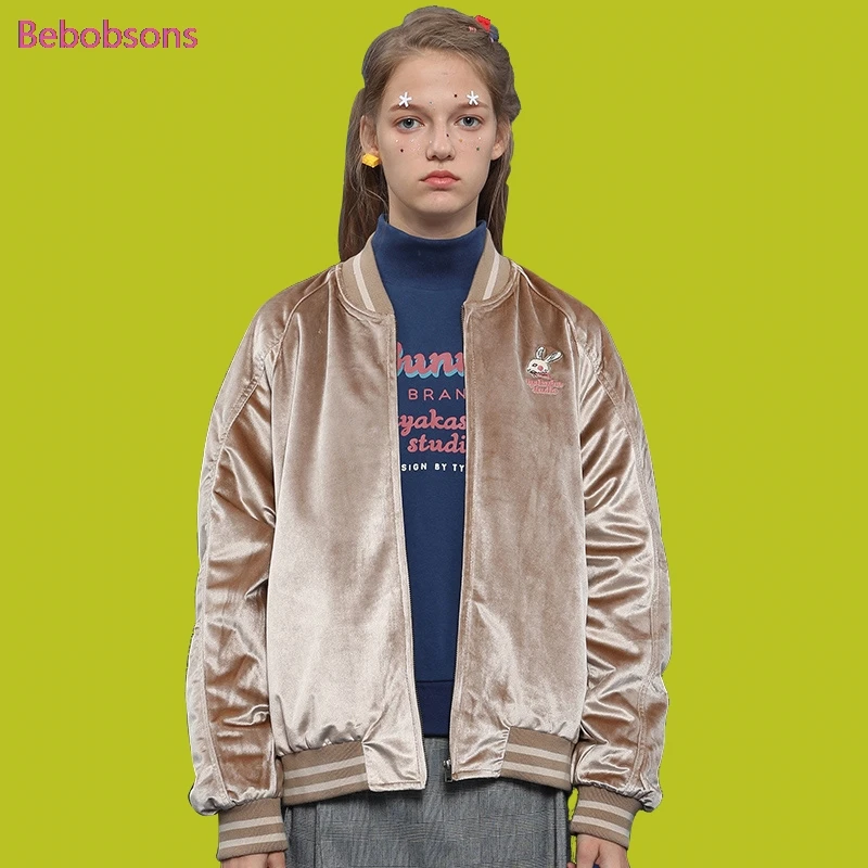 Женская Вельветовая куртка на молнии однотонная коричневая короткая с вышивкой