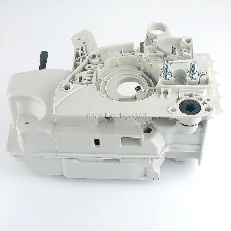 Масло Топливный бак газа картера двигателя Корпус подходит STIHL 023 025 MS230 MS250