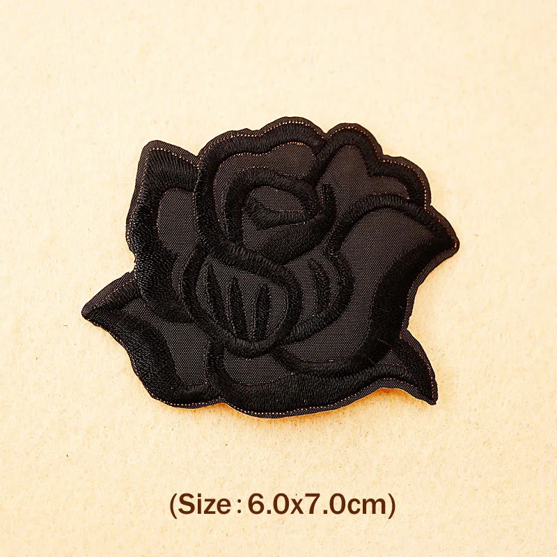 Black rose(Размеры: 6,0x7,0 см) патчи железа на вышитые матерчатая заплата мультяшный значок аппликация на одежду DIY аксессуары значки