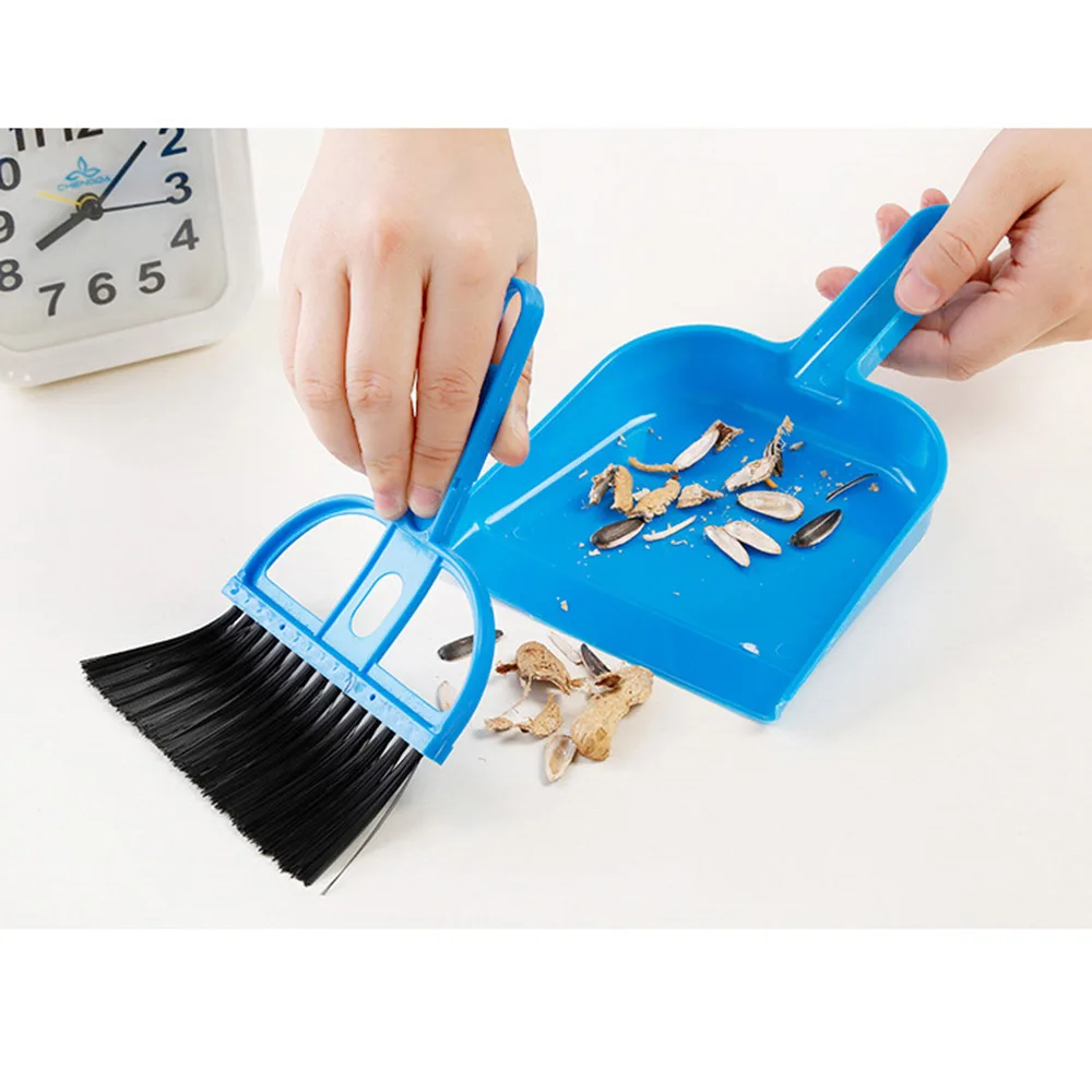 Набор для чистки компьютера случайная мини щетка настольная клавиатура нетбук