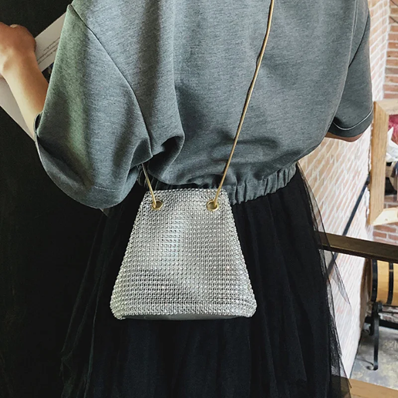 Новая маленькая сумка мессенджер через плечо с подвеской|Клатчи| |