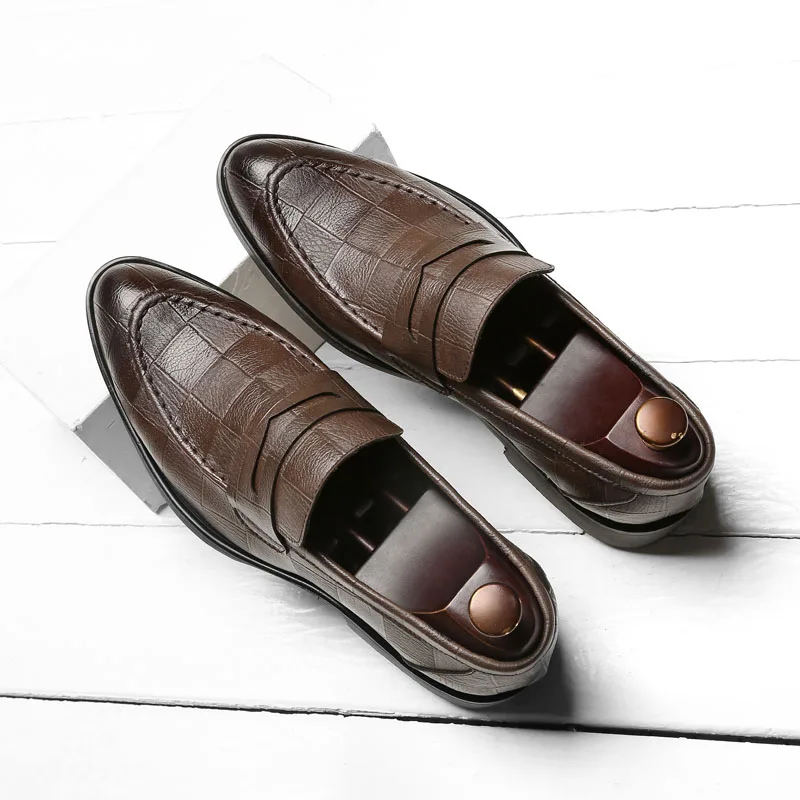 Туфли мужские деловые с острым носком роскошные лоферы свадебная обувь весна