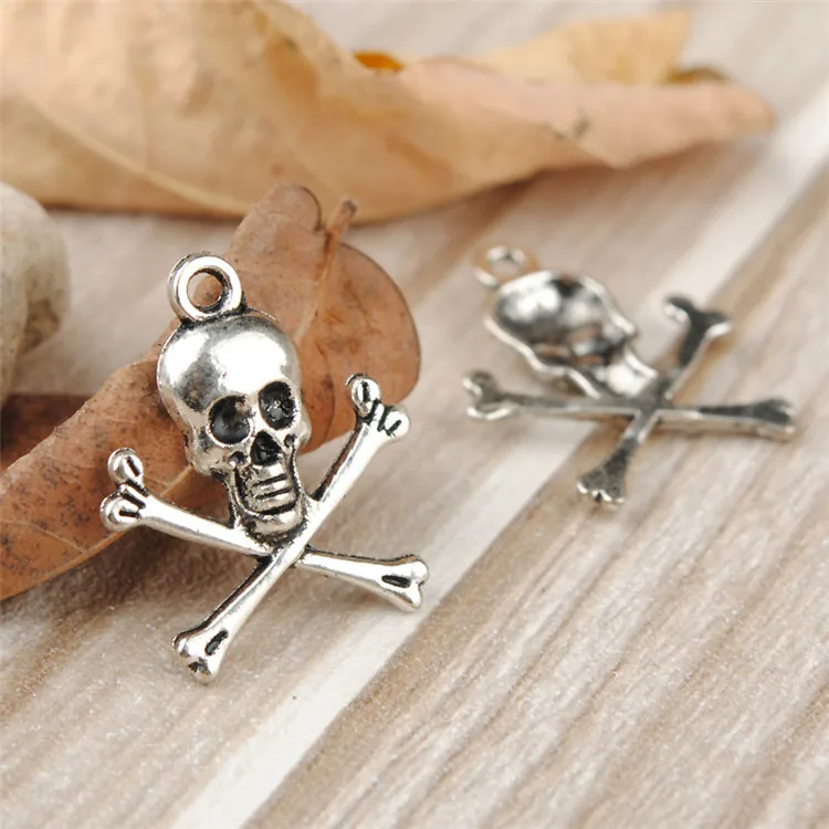 

Hot selling 20 piece/lot 23mm*19mm antique sliver plated skull charm skull pandents for necklace jewelry making
