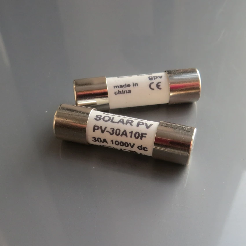 Металлический плавкий предохранитель для солнечных панелей 20 А 1000 В 10*38 мм 2 шт. |