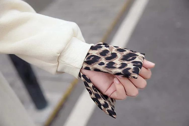 Более Размеры d с флисовой подкладкой Leopard Лоскутная Длинная толстовка 2018 Для
