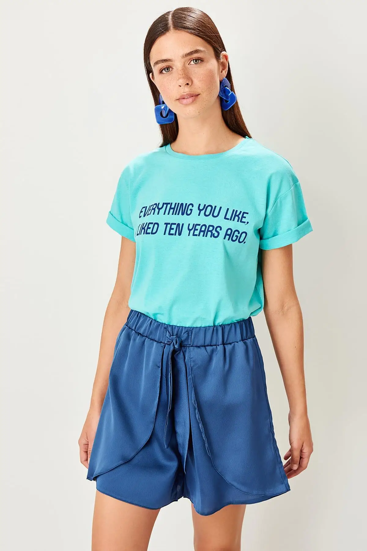 Trendyol Индиго резиновые шорты TWOSS19AP0290 | Женская одежда