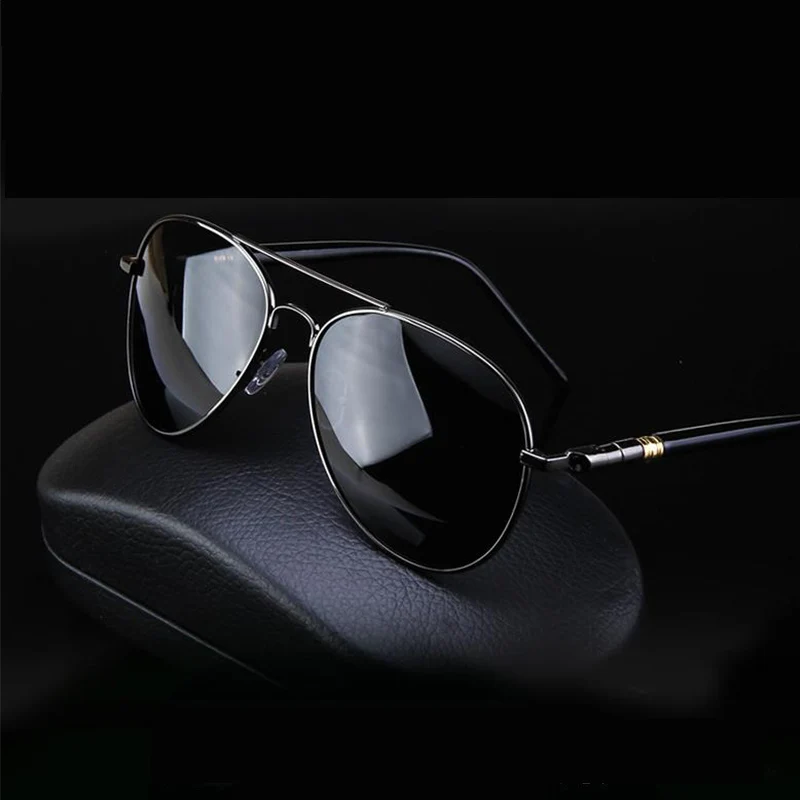 Фото Солнцезащитные очки-авиаторы мужские с пружинной дужкой классические