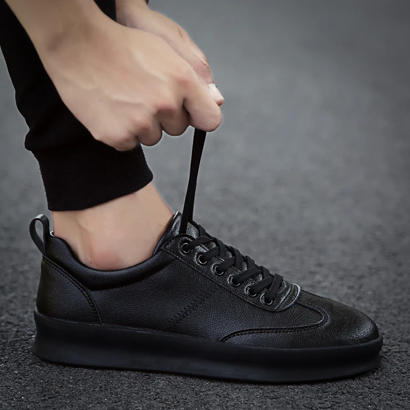 BomKinta Brand Breathable Casual Shoes Men Black White Red Outdoor Walking Sneakers Comfortable Mans Footwear |