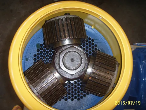 Фото MKL395 flat die pellet mill spare parts --------------- A set of roller and Инструменты MKL395 flat die pellet mill spare parts --------------- A set of roller and Инструменты