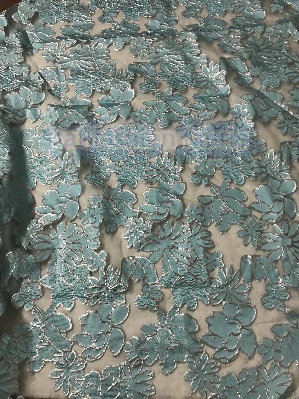 Женское длинное вечернее платье французское кружево с красивыми цветами модель