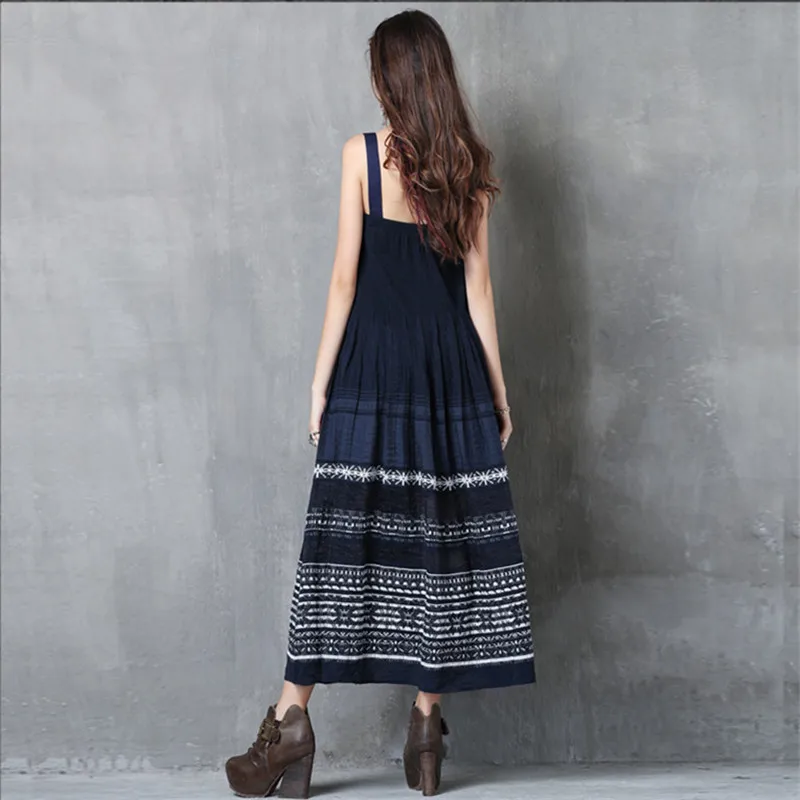 Женское винтажное платье из полиэстера и хлопка трапеция без бретелек с вышивкой