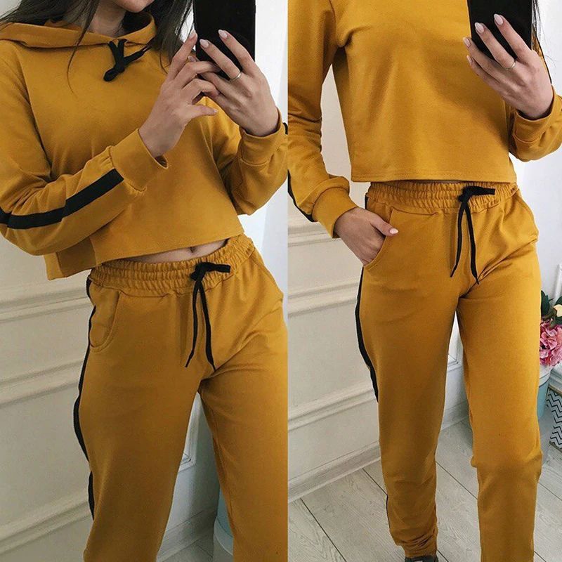 Женский спортивный костюм в полоску Vertvie повседневный из 2 предметов с капюшоном