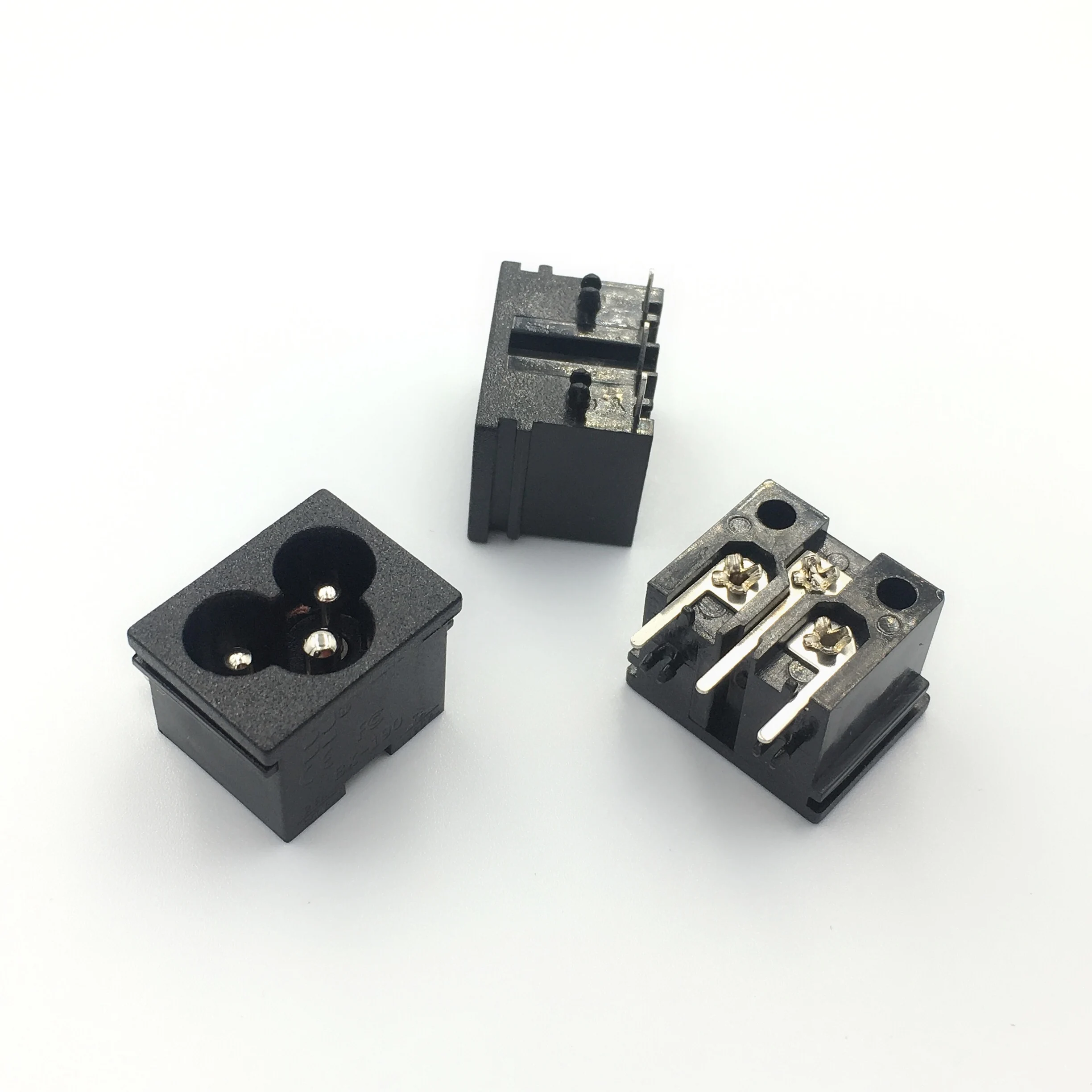 10 шт. 3 контакта IEC320 C6 входное гнездо питания разъем AC 250 В 2.5A панель встроенный