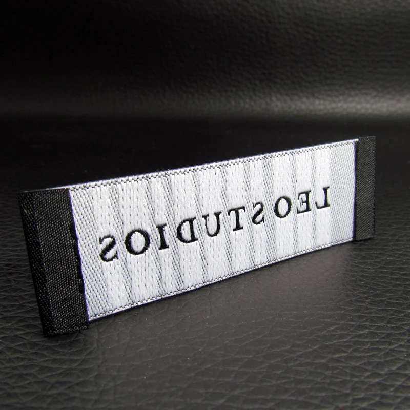 Этикетка/бирка для одежды на заказ атласная хлопковая тканая этикетка мягкая