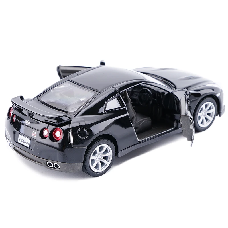 Новый rmz city японии nissan gtr 1:36 масштаб литья под давлением металл модель автомобиля