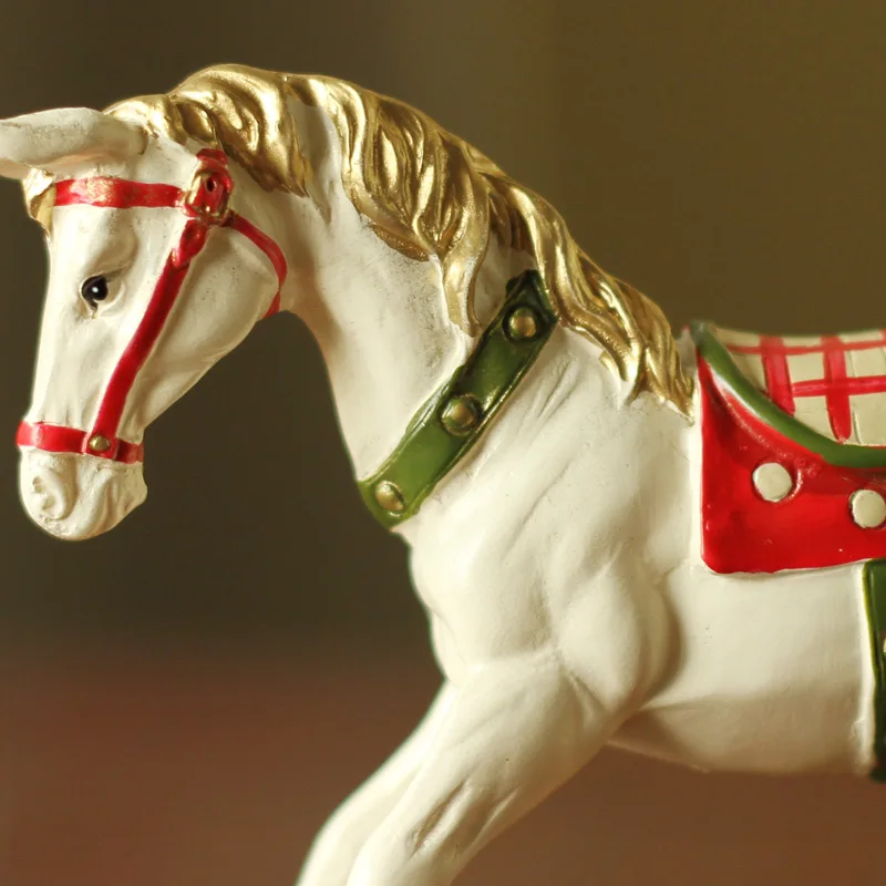 

Swing Trojan Decorations Ornaments Home Accessories Living Room Wine Sets Creative Resin Furnishings Gift Ornament
