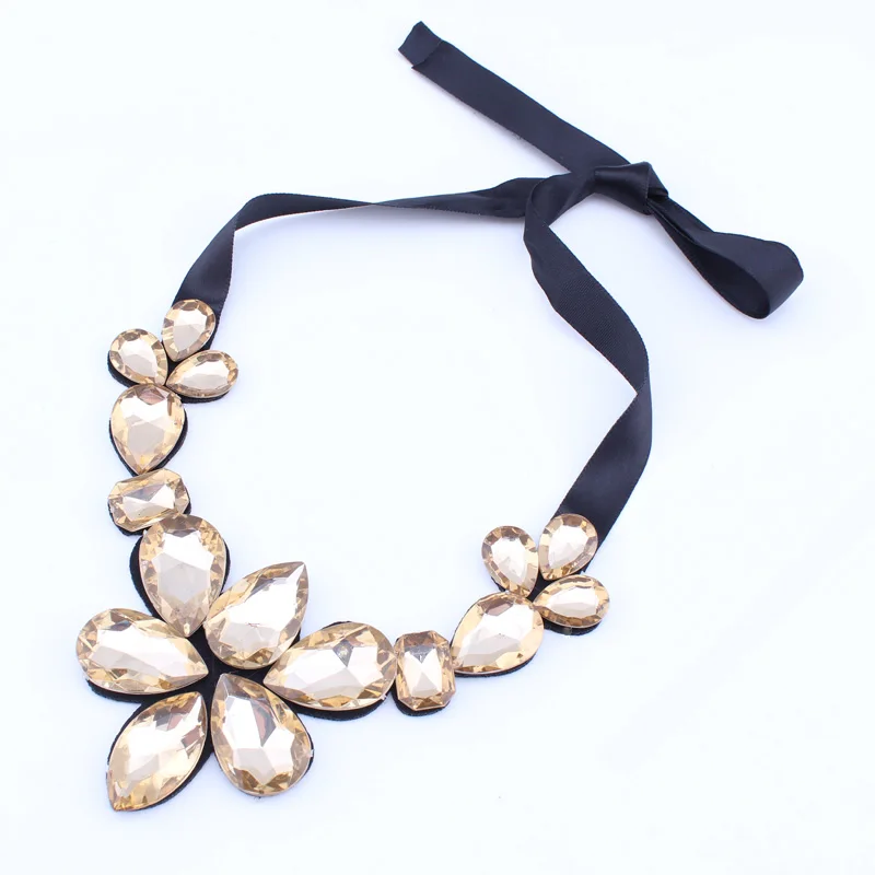 

Tenande Luxurious Black Rope Chain Big Statement Flowers Crystal Necklaces for Women 4 Color New Fashion Valentine's Day Jewelry