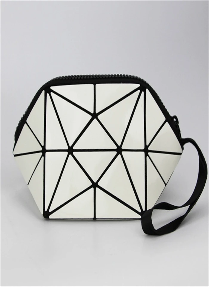 New Luminous Geometric Bags Fashion Women Casual Clutch Evening Bags Geometric Fold Over Handbags Swimming Bag Women