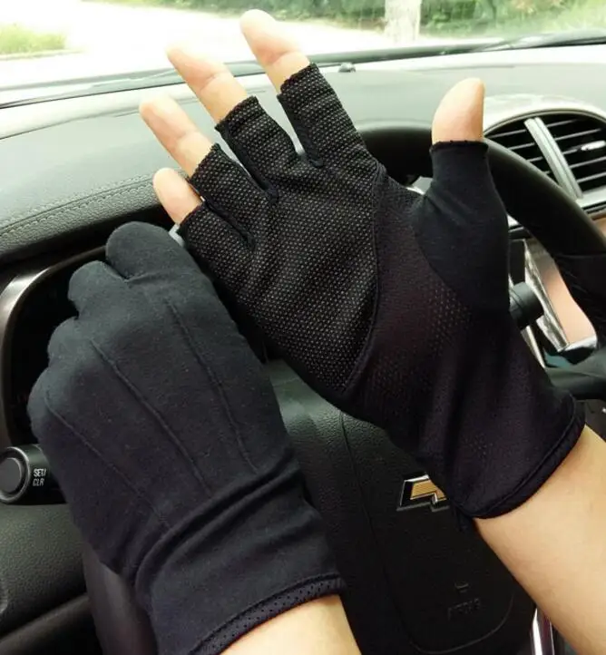 

New Summer Anti-UV Gloves Men Thin Sweat Absorption Breathable Non-Slip Auto Car Drive Outdoor Hand Protector Half Finger Gloves