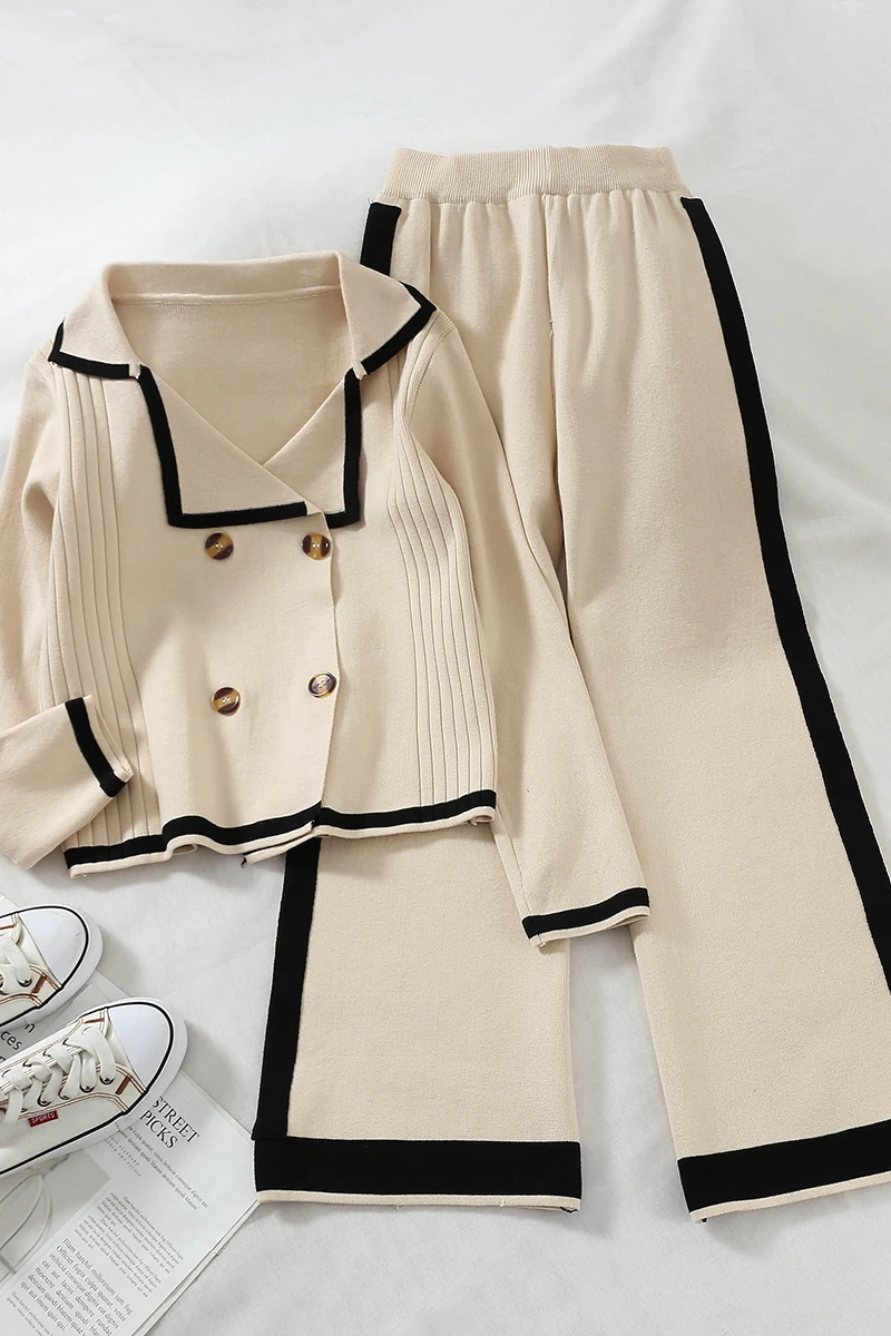 Женский комплект из двух предметов топ и штаны полосатый двубортный свитер +